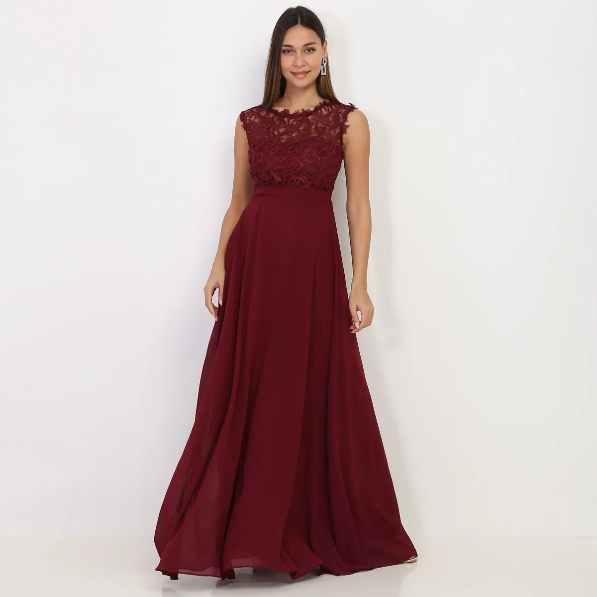 Robe longue à dentelle- Bordeaux